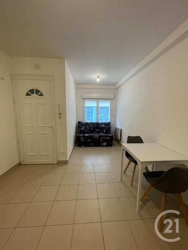 Appartement Studio à louer - 1 pièce - 18.19 m2 - MONTROUGE - 92 - ILE-DE-FRANCE - Century 21 Côté Ecrivains