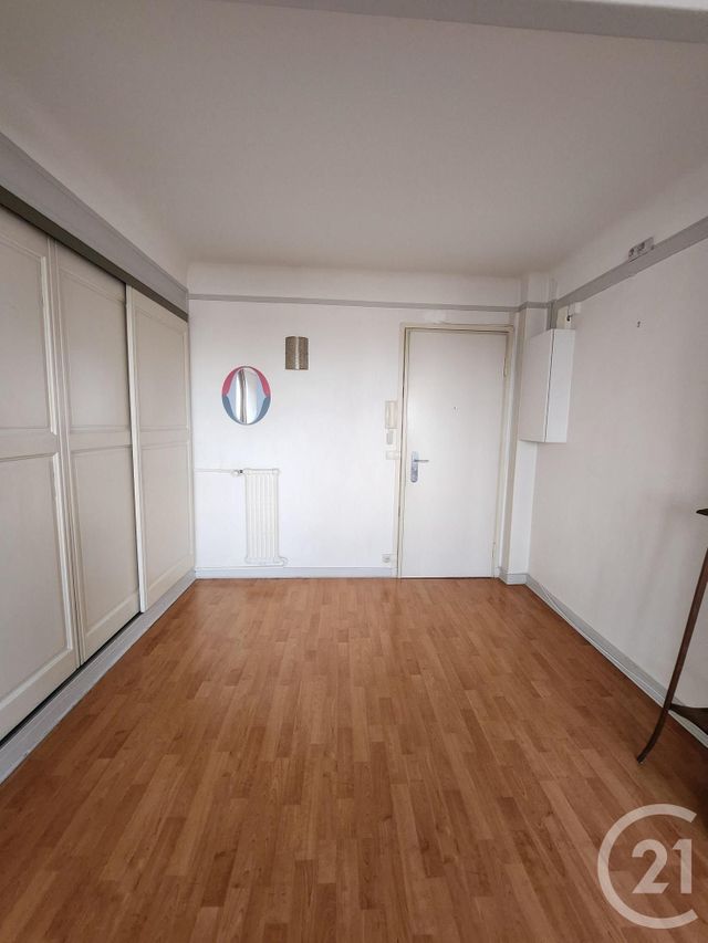 Appartement F3 à louer - 3 pièces - 54.57 m2 - MONTROUGE - 92 - ILE-DE-FRANCE - Century 21 Côté Ecrivains